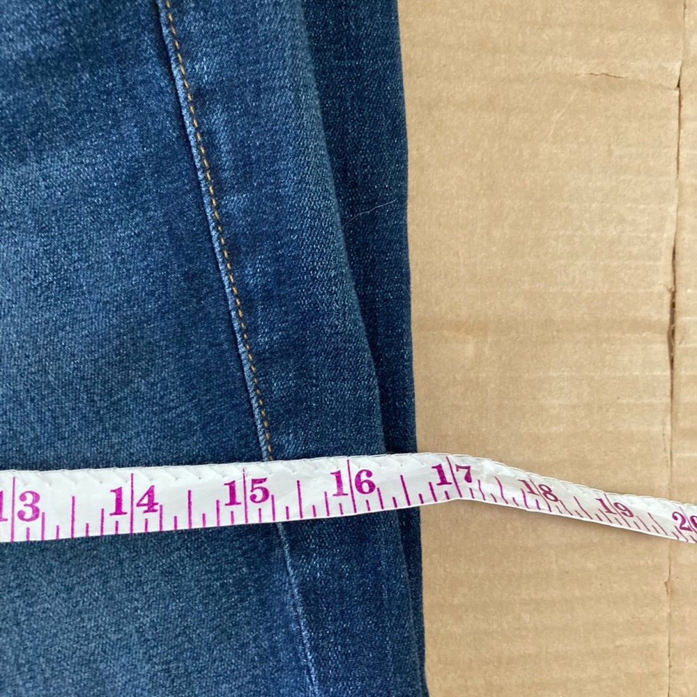 Good American Good Legs Skinny Jeans size 00/24 - Picture 10 of 16